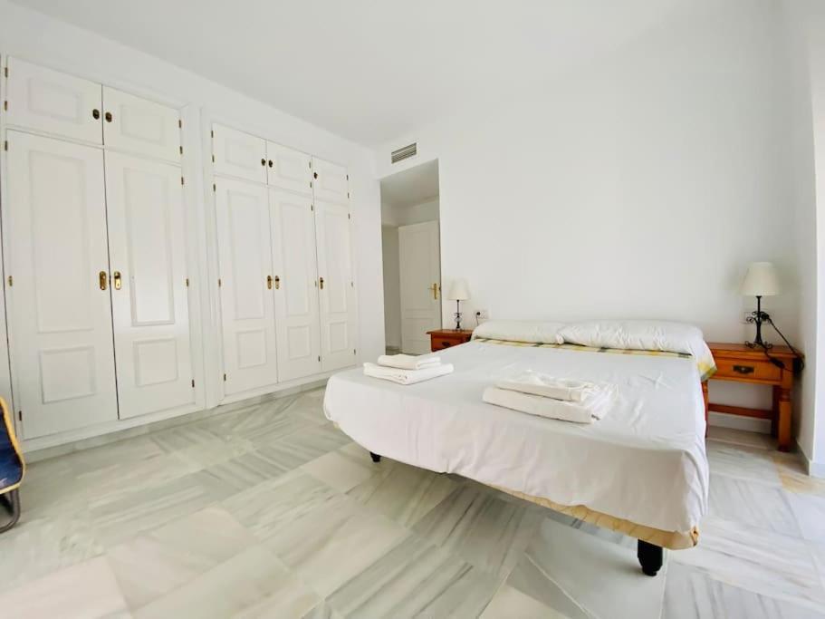 Villa Palacio Playa Y Piscina Grupo Ac Gestion Cádiz Eksteriør billede
