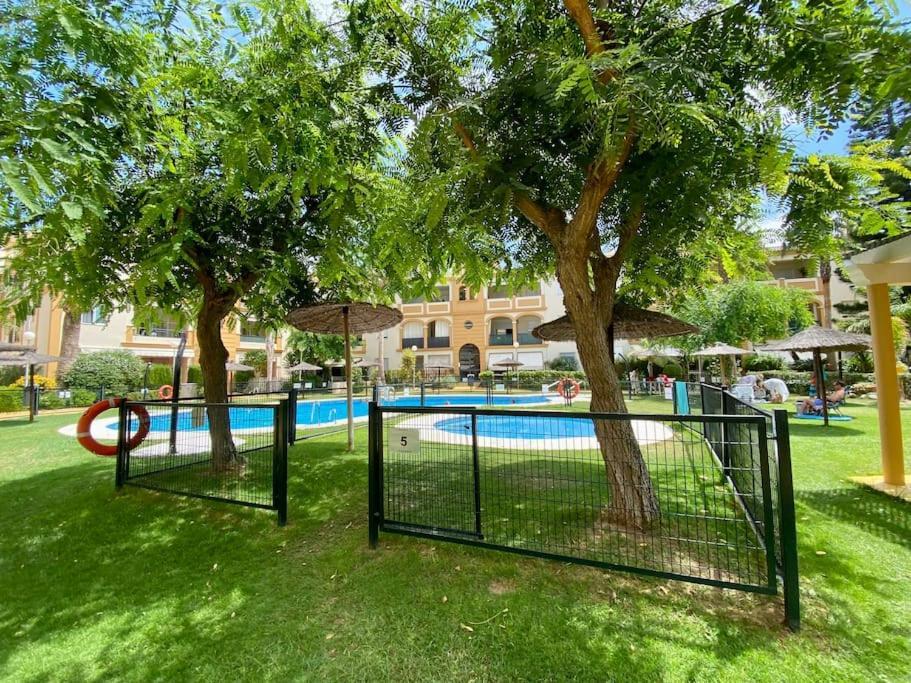 Villa Palacio Playa Y Piscina Grupo Ac Gestion Cádiz Eksteriør billede